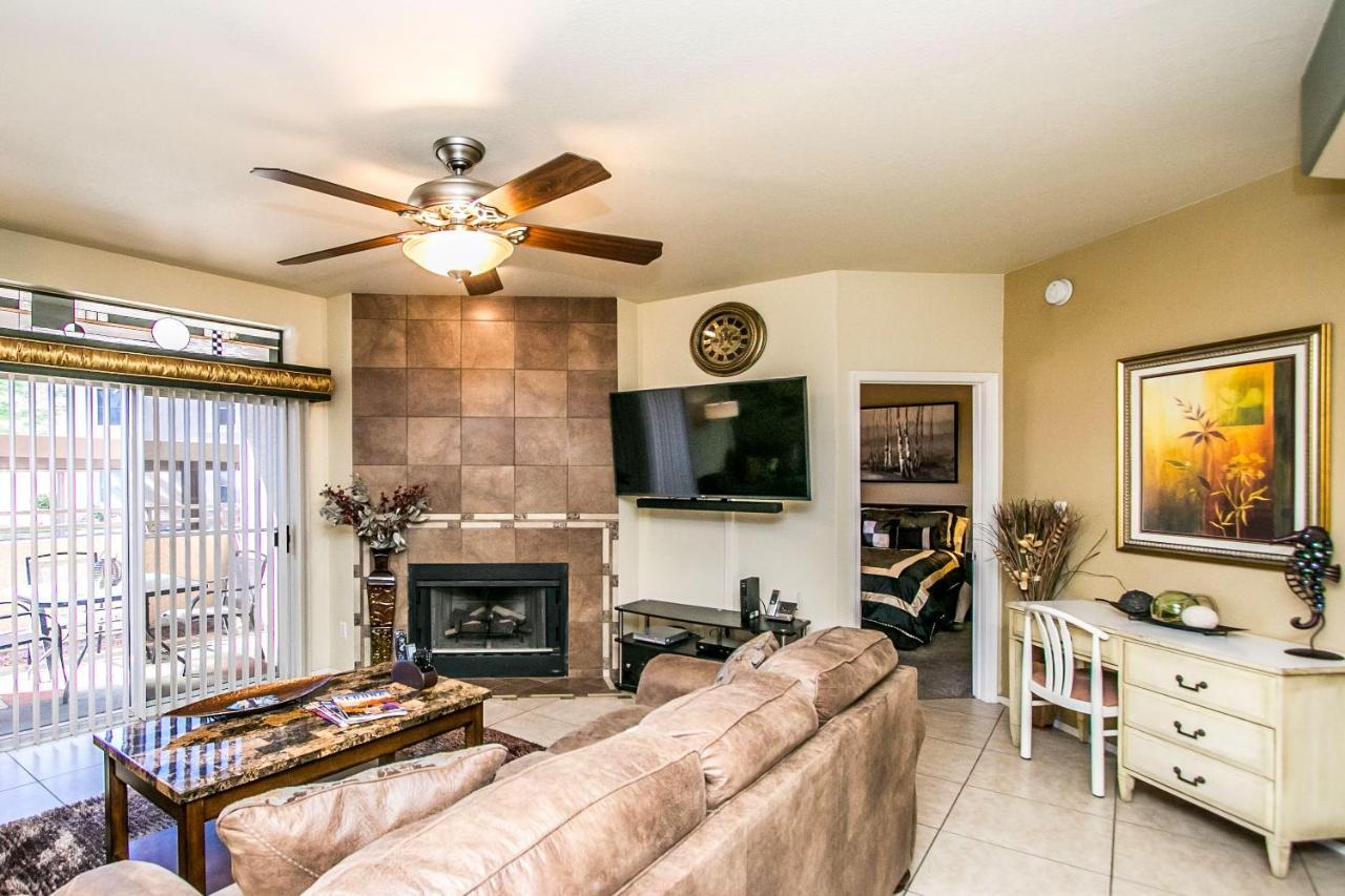Private Resort Community -- ½ Mile Walk To Hiking & Biking At N. Mtn. Preserve! Phoenix Exterior photo
