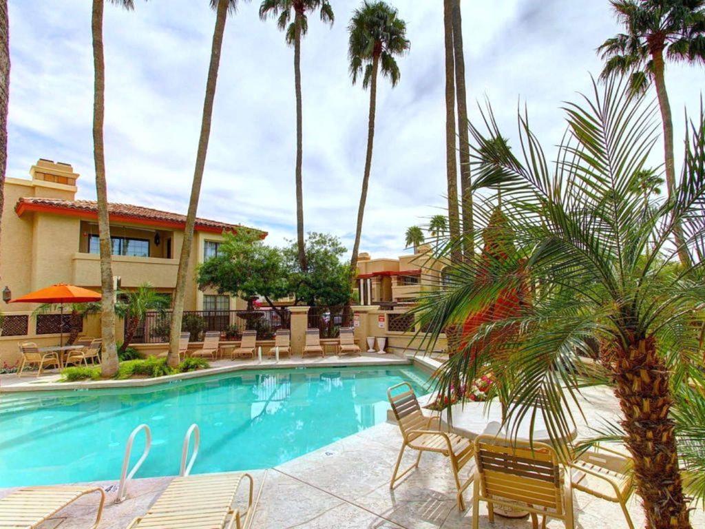 Private Resort Community -- ½ Mile Walk To Hiking & Biking At N. Mtn. Preserve! Phoenix Exterior photo
