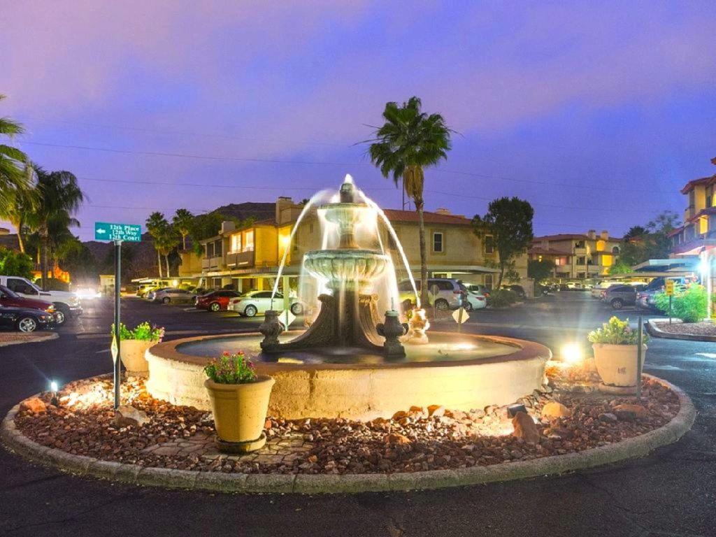 Private Resort Community -- ½ Mile Walk To Hiking & Biking At N. Mtn. Preserve! Phoenix Exterior photo